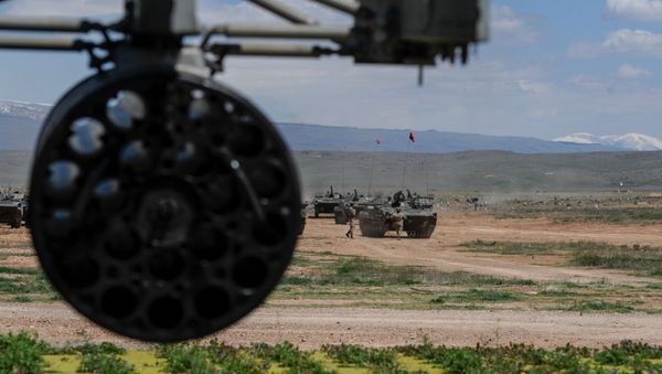 Масштабные учения Объединенной армяно-российской группировки войск (12 апреля 2019). Полигон им. Маршала Баграмяна - Sputnik Արմենիա