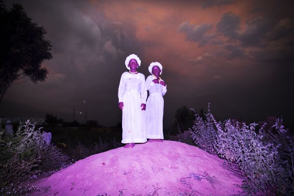 Снимок из серии Land of Ibeji фотографа Bénédicte Kurzen, победивший в категории Portraits конкурса World Press Photo 2019 Снимок из серии Land of Ibeji фотографа Bénédicte Kurzen, победивший в категории Portraits конкурса World Press Photo 2019 - Sputnik Армения