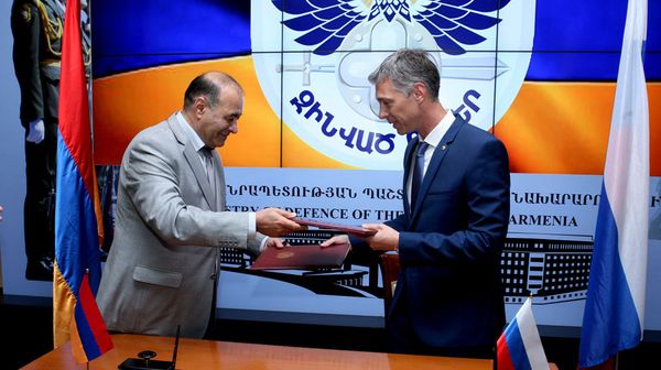 Հայ-ռուսական հանձնաժողովը քննարկել է 102-րդ ռազմակայանին անշարժ գույք փոխանցելու հարցը - Sputnik Արմենիա