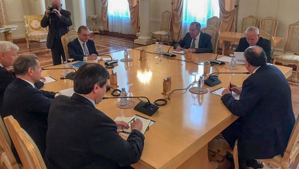 Встреча министров иностранных дел Армении, России и Азербайджана Зограба Мнацаканяна, Сергея Лаврова и Эльмара Мамедъярова и сопредседателем МГ ОБСЕ (15 апреля 2019). Москвa - Sputnik Армения