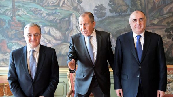 Встреча министров иностранных дел Армении, России и Азербайджана Зограба Мнацаканяна, Сергея Лаврова и Эльмара Мамедъярова (15 апреля 2019). Москвa - Sputnik Армения