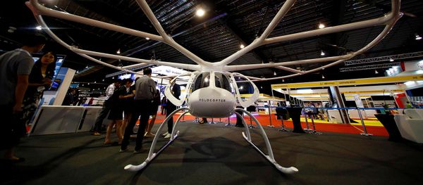 Воздушное такси немецкой компании Volocopter на выставке Rotorcraft Asia (11 апреля 2019). Сингапур - Sputnik Արմենիա