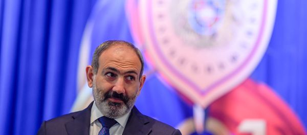 Премьер-министр Никол Пашинян торжественном заседании, посвященном Дню полиции Армении (16 апреля 2019). Ереван Премьер-министр Никол Пашинян торжественном заседании, посвященном Дню полиции Армении (16 апреля 2019). Ереван - Sputnik Արմենիա