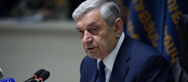 Пресс-конференция министра по чрезвычайным ситуациям Феликсa Цолакянa (19 апреля 2019). Еревaн - Sputnik Արմենիա