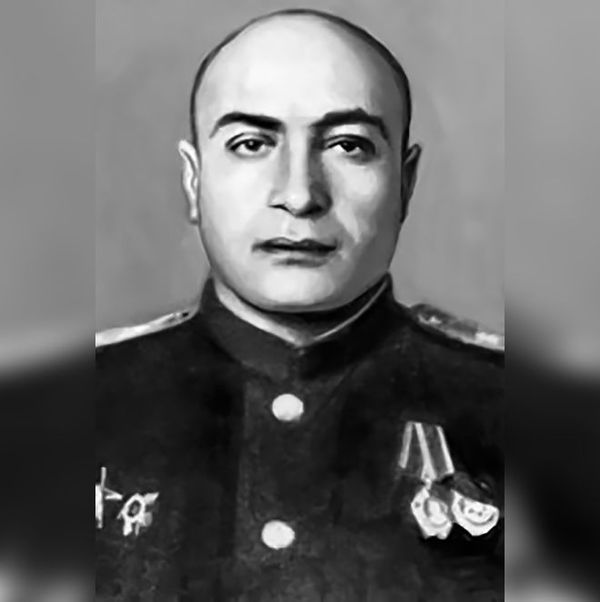 Ослепшие степные орлы в гробовой тишине: как врач Аветик Бурназян защищал от радиации - Sputnik Армения