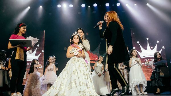 Победительница конкурса Little Miss Armenia - Russia Яна Джанян - Sputnik Армения