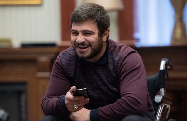 Вернуться в Карабах без оружия: в Армении бывшие солдаты прицеливаются, но не стреляют - Sputnik Армения