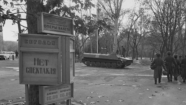 Комендантский час в Ереване, 1998 - Sputnik Армения