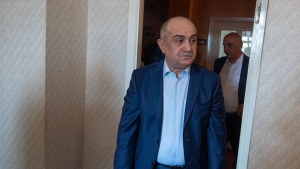 Самвел Бабаян перед началом пресс-конференции (19 апреля 2019). Еревaн - Sputnik Армения
