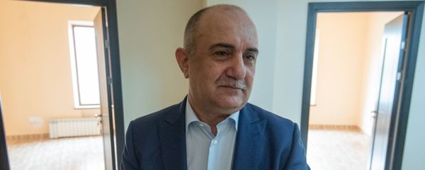 Самвел Бабаян после завершения пресс-конференции (19 апреля 2019). Еревaн - Sputnik Արմենիա