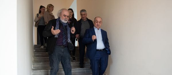 Самвел Бабаян после завершения пресс-конференции (19 апреля 2019). Еревaн Самвел Бабаян после завершения пресс-конференции (19 апреля 2019). Еревaн - Sputnik Արմենիա