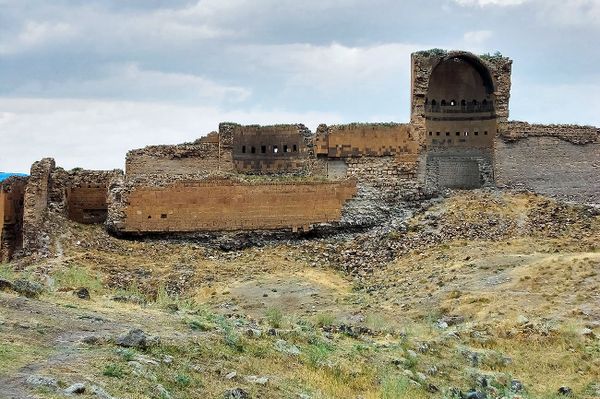 Живая вода Земли мечтаний: как Западная Армения осталась в Турции, но не стала турецкой Живая вода Земли мечтаний: как Западная Армения осталась в Турции, но не стала турецкой - Sputnik Армения