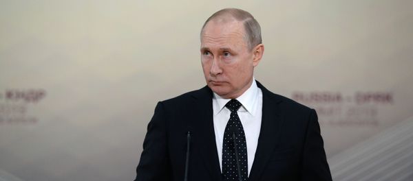 Президент РФ Владимир Путин на пресс-конференции по итогам российско-корейских переговоров Президент РФ Владимир Путин на пресс-конференции по итогам российско-корейских переговоров - Sputnik Армения