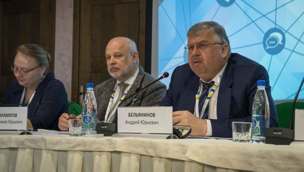 Председатель правления Евразийского банка развития Андрей Бельянинов во время Конгресса евразийских СМИ (25 апреля 2019). Тверская область - Sputnik Армения