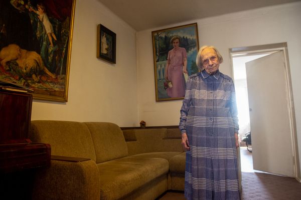 Мелодия грабара на русском: как 99-летняя переводчица услышала поэзию Нарекаци Мелодия грабара на русском: как 99-летняя переводчица услышала поэзию Нарекаци - Sputnik Армения