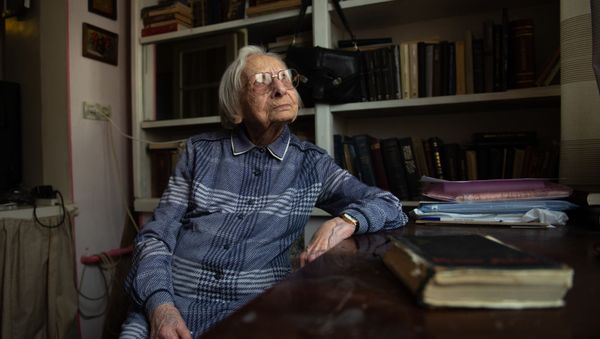 Маргарита Дарбинян-Меликян — старший научный сотрудник Матенадарана, автор многочисленных переводов с древнеармянского языка на русский - Sputnik Армения