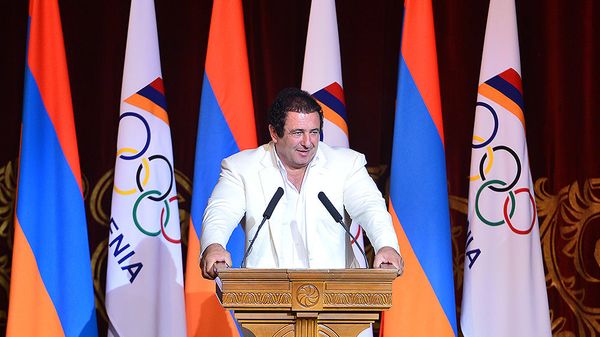 Գագիկ Ծառուկյան - Sputnik Արմենիա