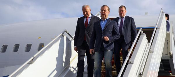 Премьер-министр России Дмитрий Медведев прибыл в Армению (29 апреля 2019). Еревaн - Sputnik Արմենիա