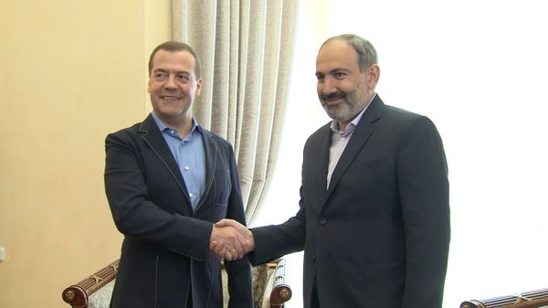 «Դա միշտ թանկ արժե». ինչո՞ւ է Մեդվեդևը շնորհակալություն հայտնել Փաշինյանին - Sputnik Արմենիա