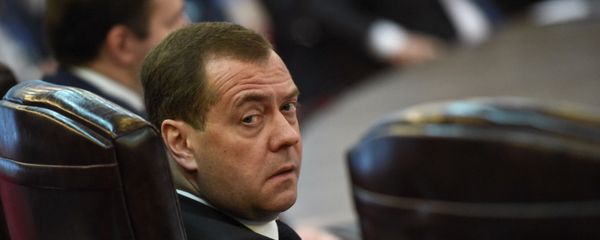 Премьер-министр России Дмитрий Медведев на расширенном заседании Евразийского межправительственного совета (30 апреля 2019). Еревaн - Sputnik Արմենիա