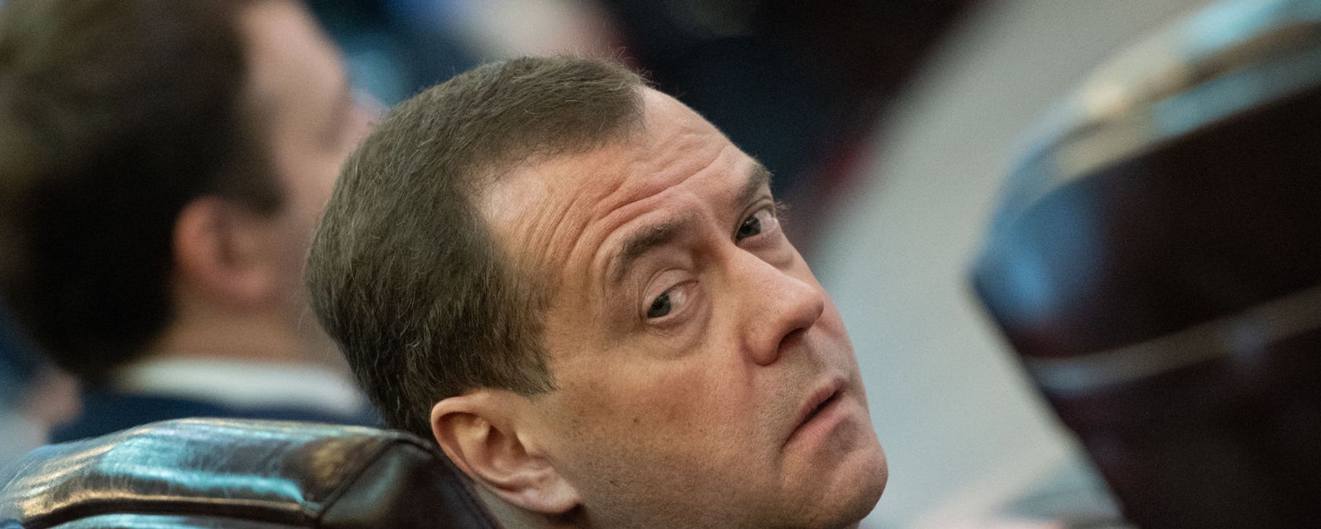 Председатель правительства России Дмитрий Медведев в зале расширенного заседания Евразийского межправительственного совета (30 апреля 2019). Еревaн - Sputnik Армения, 1920, 20.10.2020