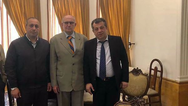 В генконсульстве Армении в Алеппо состоялась встреча с советником верховного муфтия Сирии Баселем Кас Насраллой (1 мая 2019). Алеппо - Sputnik Армения
