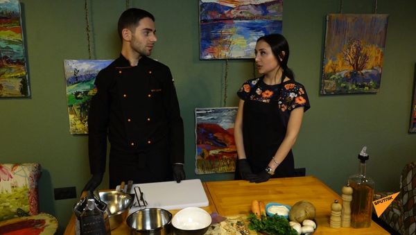 Հյուր շեֆ–խոհարարին` ինչպես պանրով ապուր պատրաստել  - Sputnik Արմենիա