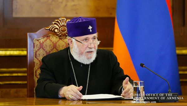 Католикос Гарегин второй на первой встрече рабочей группы по вопросом взаимоотношений Республики Армения и Армянской Апостольской церкви (3 мая 2019). Еревaн - Sputnik Արմենիա