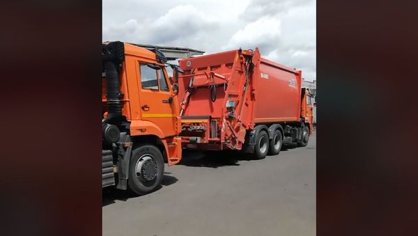 Քաղաքապետարանի ձեռքբերած 5 աղբատար ԿամԱԶ-ները արդեն Հայաստանում են - Sputnik Արմենիա