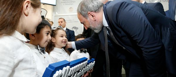 Премьер-министр Никол Пашинян посетил Национальный политехнический университет Армении (6 мая 2019). Еревaн - Sputnik Армения