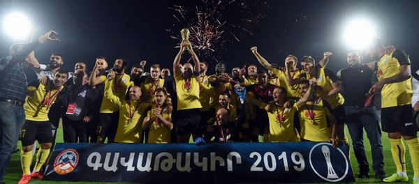 Победители Кубка Армении по футболу 2018-2019 ФК Алашкерт (8 мая 2019). Еревaн - Sputnik Արմենիա
