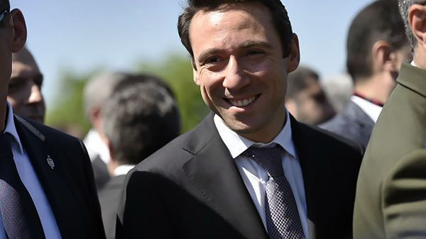 Мэр Еревaна Айк Марутян на праздновании дня Победы (9 мая 2019). Еревaн - Sputnik Армения