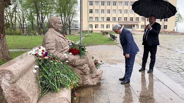 Серж Саргсян в Карабахе Серж Саргсян в Карабахе - Sputnik Արմենիա