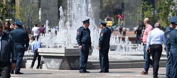 Отремонтированный парк к 2800-летию Еревана - Sputnik Արմենիա