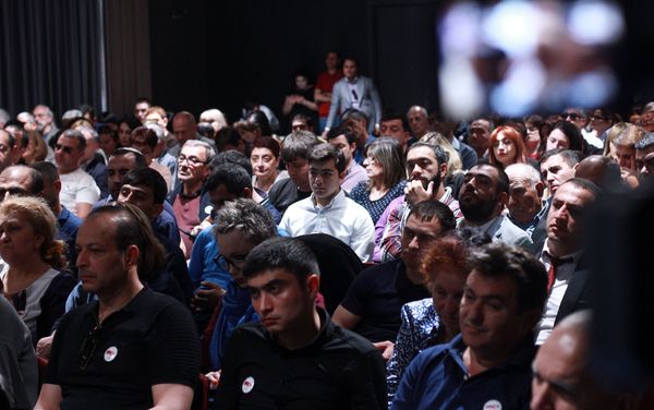«Նախագահ Ռոբերտ Քոչարյանի աջակիցների դաշինքի» 1–ին հավաքը - Sputnik Արմենիա