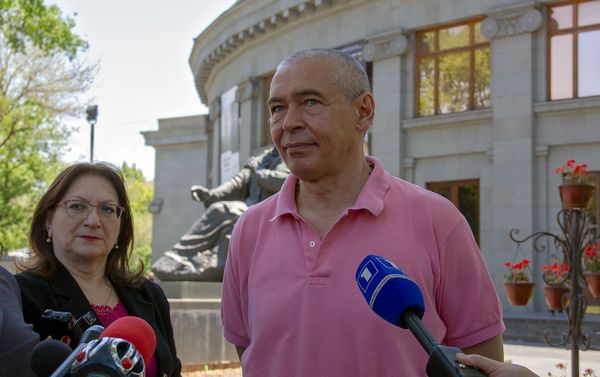 Пианист Иво Погорелич на пресс-конференции (13 мая 2019). Еревaн - Sputnik Армения