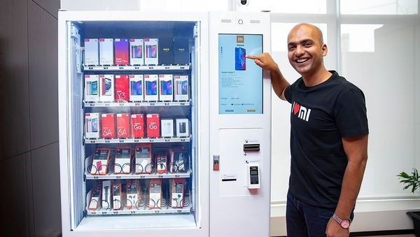 Аппарат по продажи техники компании Xiaomi  - Sputnik Արմենիա