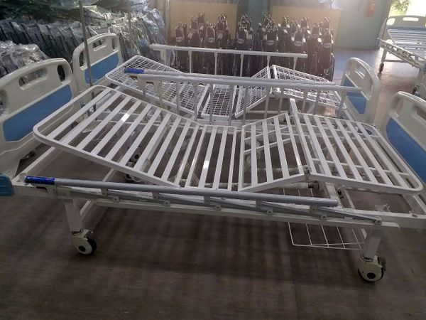 Велосипеда не изобретали, но... В Армении стали выпускать койки и инвалидные кресла - Sputnik Армения
