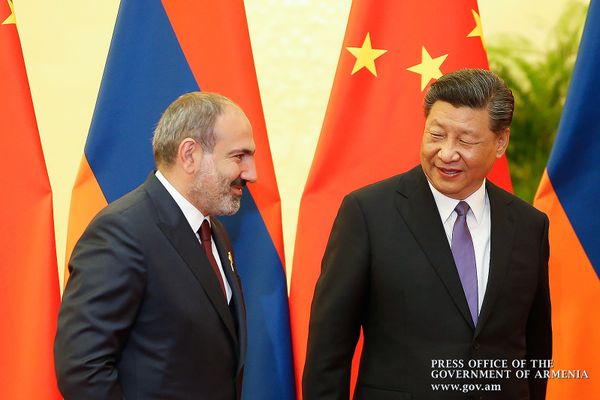 Встреча премьер-министра Армении Никола Пашиняна с председателем КНР Си Цзиньпином в большом Народном зале (14 мая 2019). Пекин - Sputnik Армения
