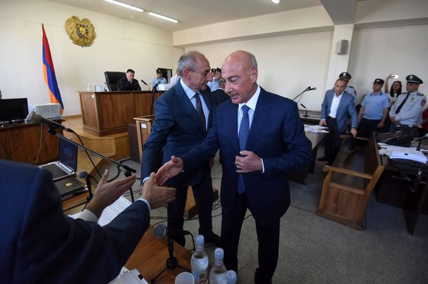 Բակո Սահակյանն ու Արկադի Ղուկասյանը դատարանում են. լուսանկարներ Բակո Սահակյանն ու Արկադի Ղուկասյանը դատարանում են. լուսանկարներ - Sputnik Արմենիա