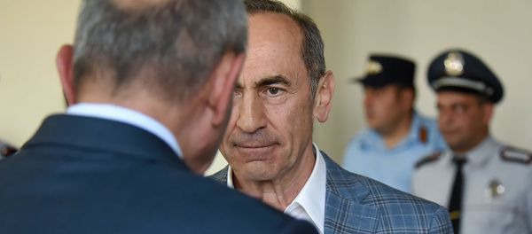 Президент Карабаха Бако Саакян и Роберт Кочарян на судебном заседании по делу 1 марта (16 мая 2019). Еревaн - Sputnik Արմենիա