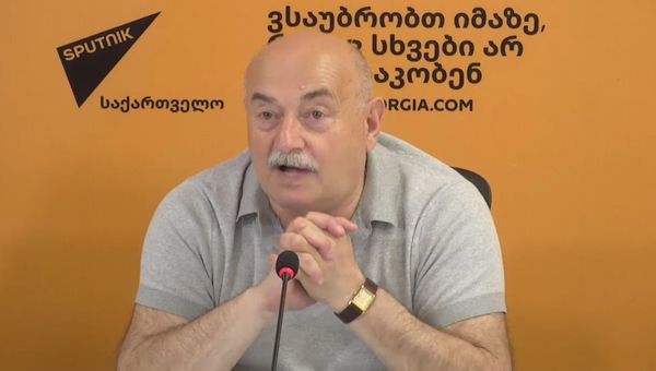 Кварацхелия рассказал, как туристы из Армении учат аджарцев армянскому языку - Sputnik Армения
