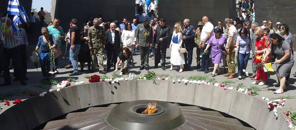 Шествие к мемориалу Цицернакаберд в память Геноцида греков в Османской Турции (19 мая 2019). Еревaн - Sputnik Արմենիա