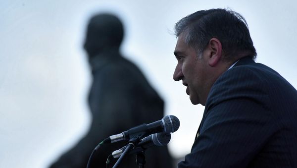 Артур Хачатрян на митинге партии АРФ Дашнакцутюн на площади Свободы (23 мая 2019). Еревaн - Sputnik Արմենիա