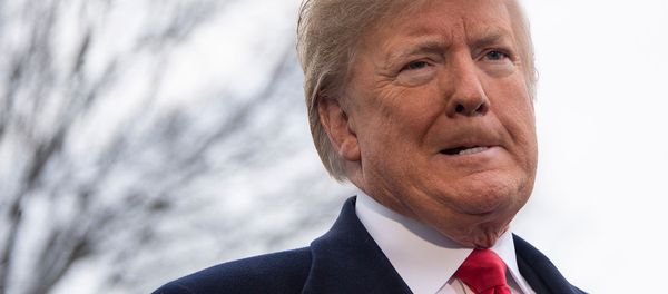 Президент США Дональд Трамп ответил на вопросы журналистов перед вылетом в Новый Орлеан, штат Луизиана (14 января 2019). Вашингтон Президент США Дональд Трамп ответил на вопросы журналистов перед вылетом в Новый Орлеан, штат Луизиана (14 января 2019). Вашингтон - Sputnik Армения