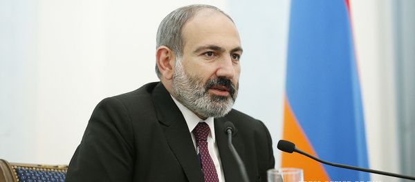 Премьер-министр Армении Никол Пашинян встретился с аккредитованными в Армении послами и представителями зарубежных стран Премьер-министр Армении Никол Пашинян встретился с аккредитованными в Армении послами и представителями зарубежных стран - Sputnik Армения