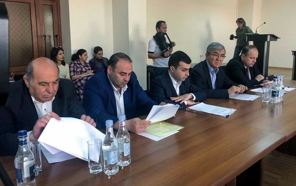 Շիրակի մարզպետարանում անցկացված նիստը - Sputnik Արմենիա