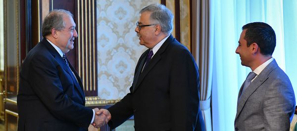 Президент Армен Саркисян принял делегацию партии АРФ Дашнакцутюн (27 мая 2019). Еревaн - Sputnik Արմենիա