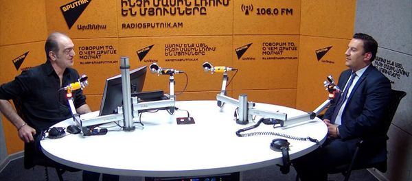 Օրացույց - Ահարոն Վարդանյան - Sputnik Արմենիա
