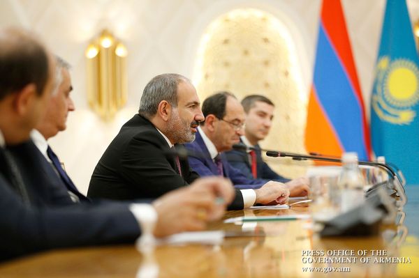 Փաշինյանը ծանոթացել է Ղազախստանի նոր նախագահի հետ. ի՞նչ են պայմանավորվել նրանք - Sputnik Արմենիա